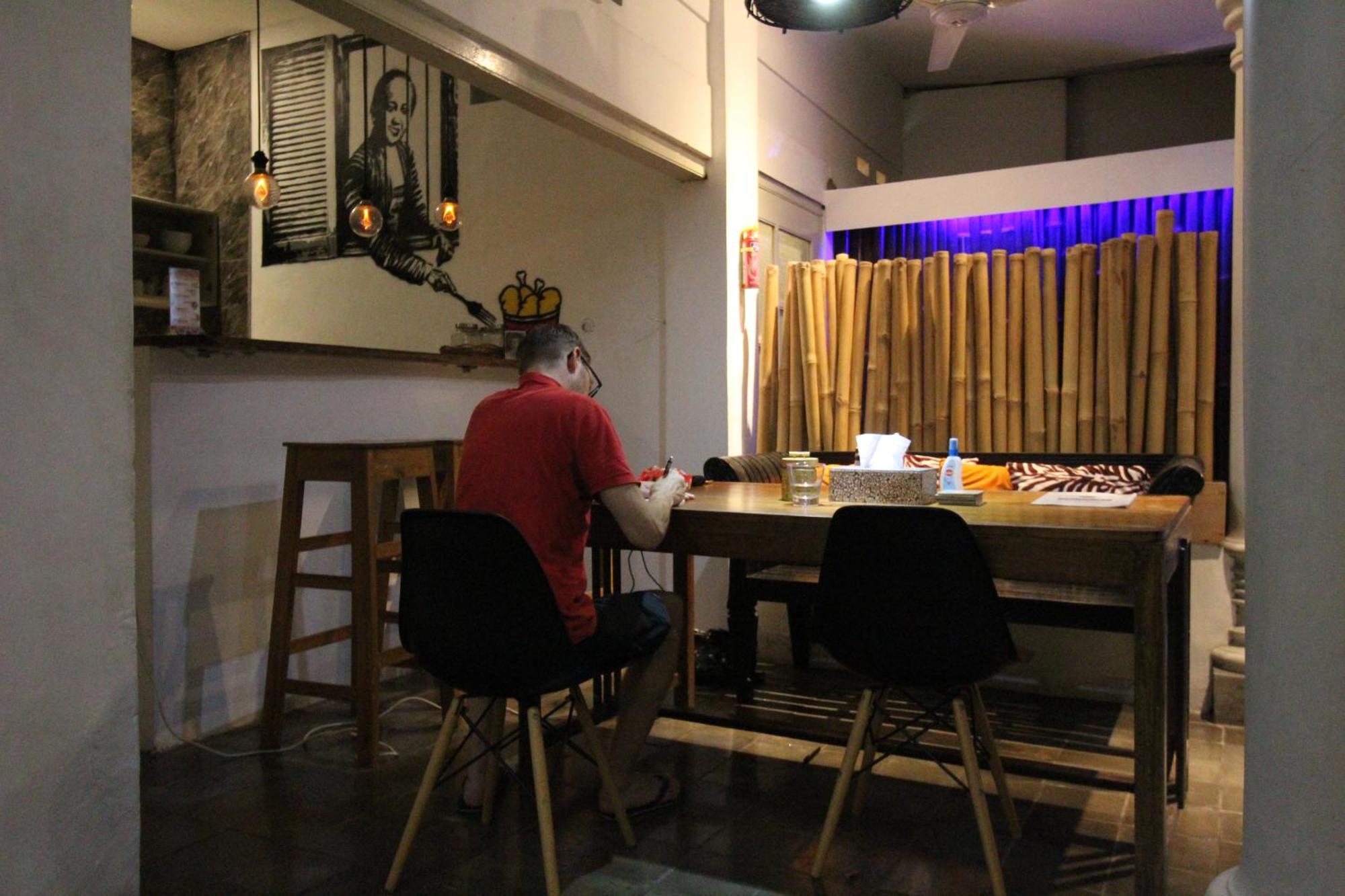 The Patio Yogya Appartement Jogjakarta Buitenkant foto