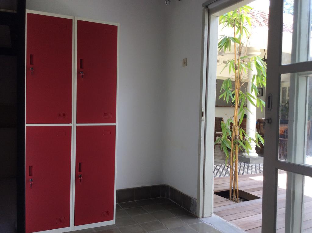 The Patio Yogya Appartement Jogjakarta Buitenkant foto