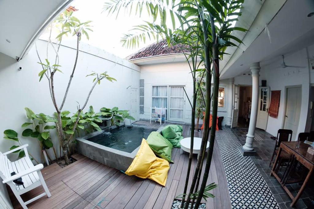 The Patio Yogya Appartement Jogjakarta Buitenkant foto